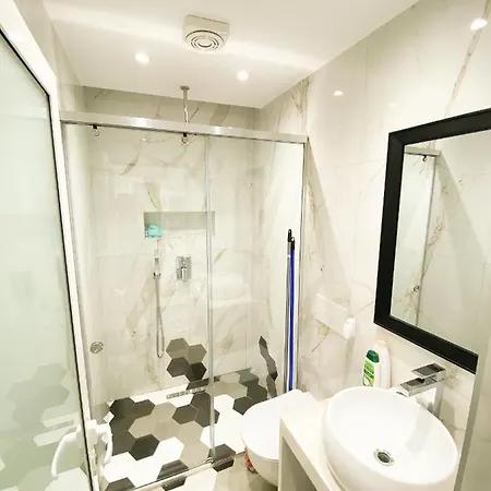 דירה Matisse No9 - One Bedroom Center