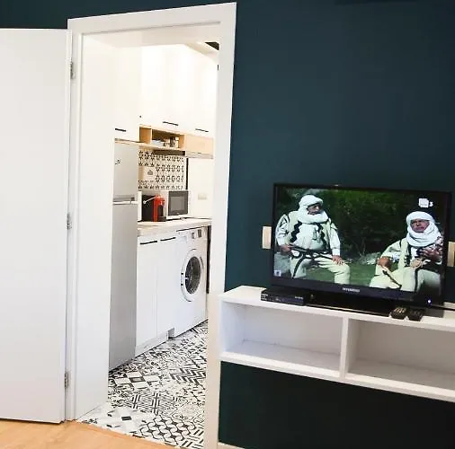 아파트 Matisse No9 - One Bedroom Center With Parking 티라나